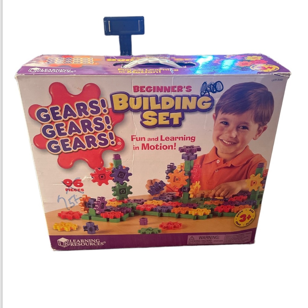 Gently Used Beginners Building Set. Not a full set!! 75+ pieces. Fun & Learning!